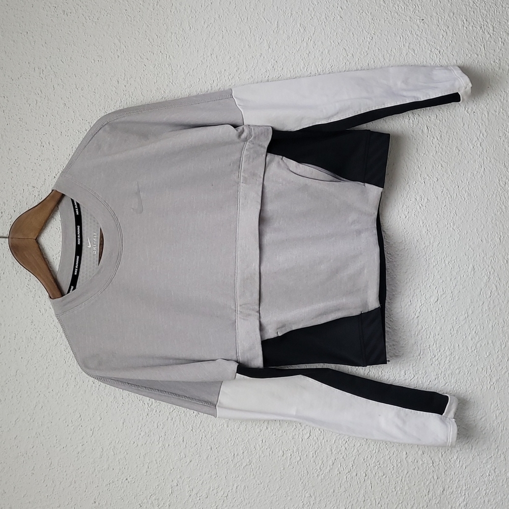 Nike Dri Fit Running Long Sleeve Top; Size Small